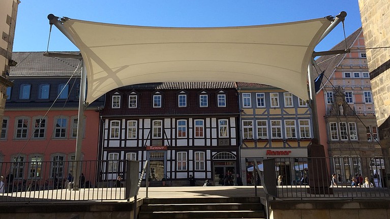 Bühnendach Hochzeitshausterrasse